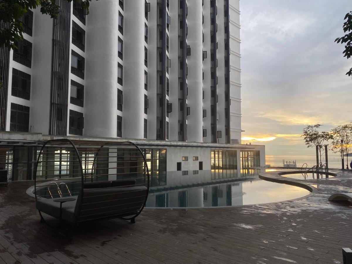 Kota Kinabalu City The Shore - Lucky 7 Homestay Exterior photo